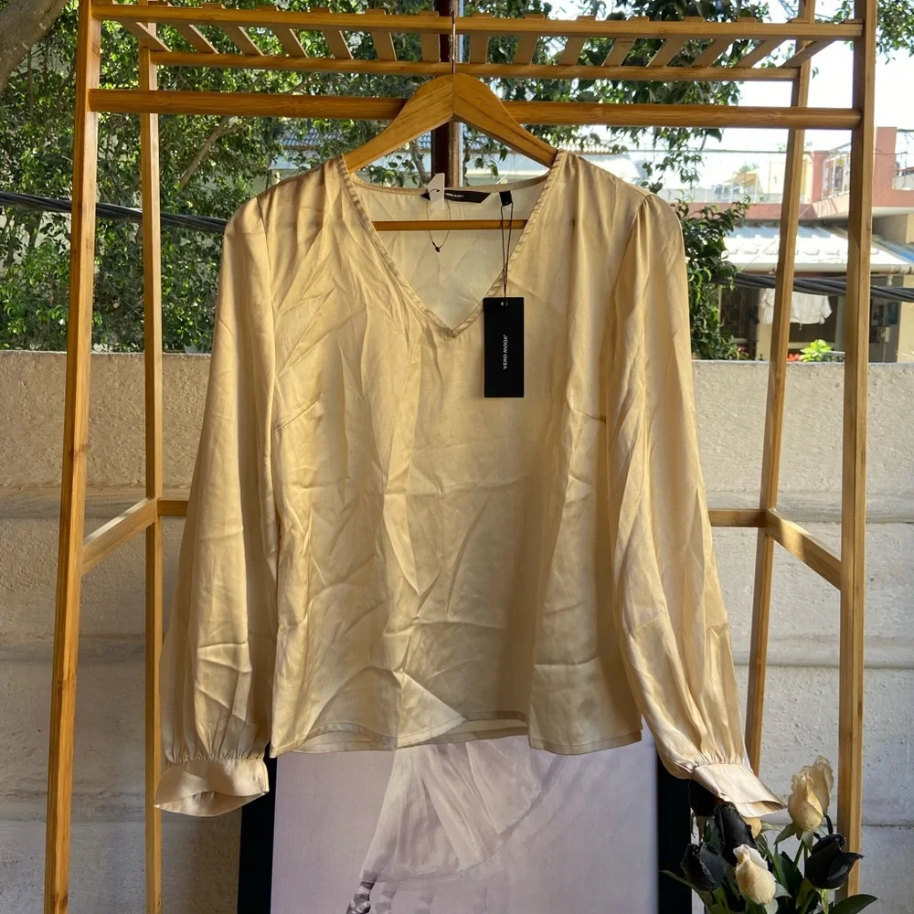 Vero Moda Tops. Size- M - Picture 3 of 6